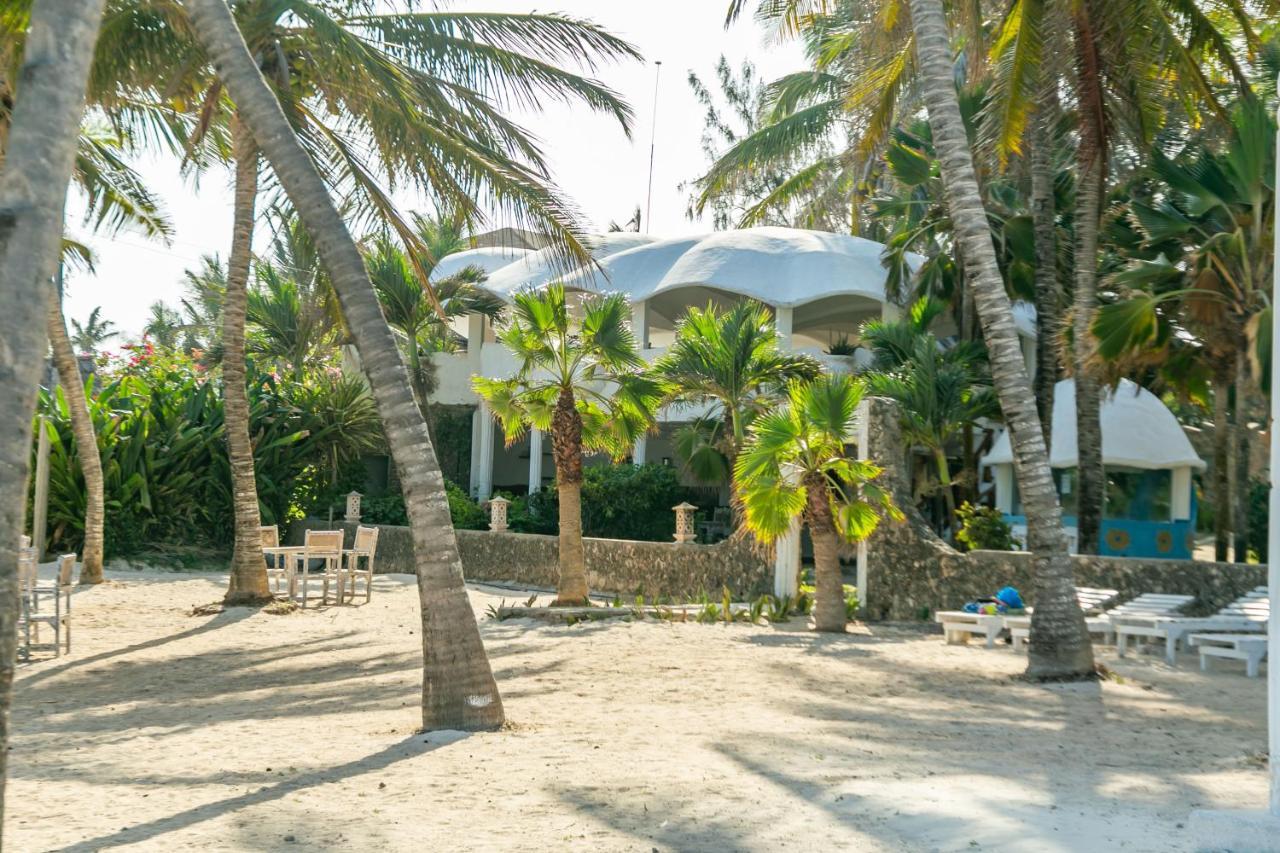 Sun Palm Beach Resort Watamu Exterior photo