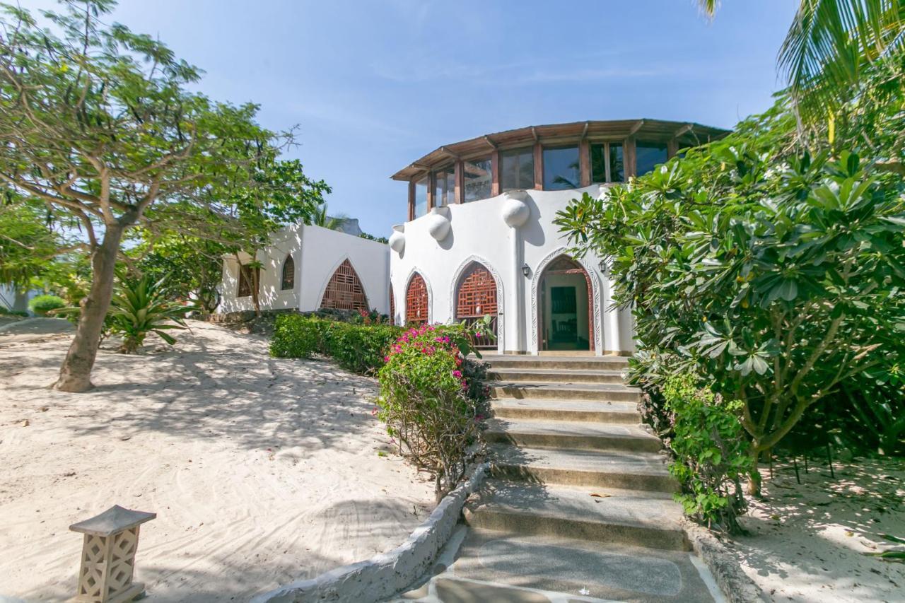 Sun Palm Beach Resort Watamu Exterior photo